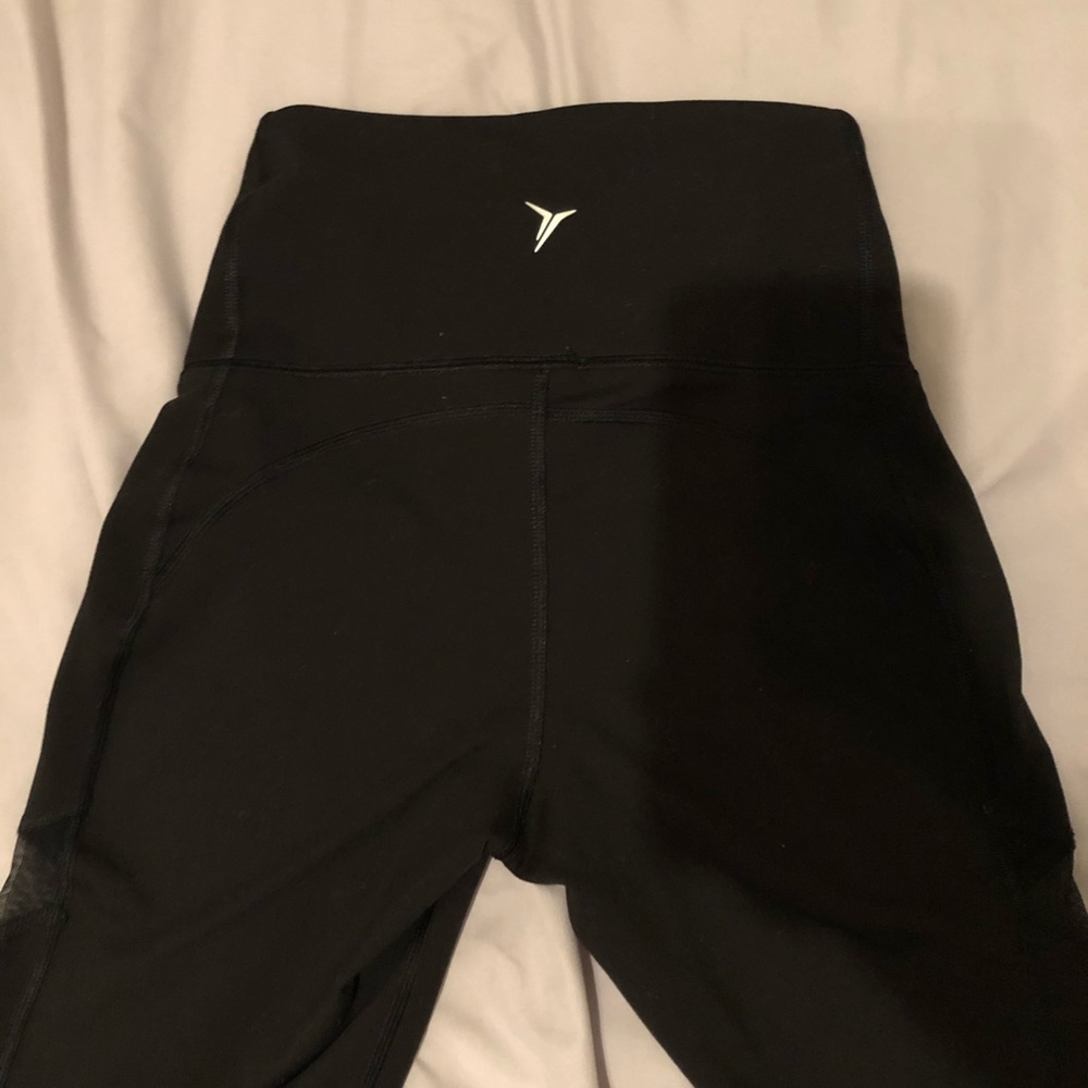 SALE‼️ NWOT Old navy active go dry leggings - Picture 11 of 11